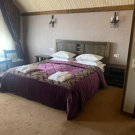 Shale Anemona Hotel *